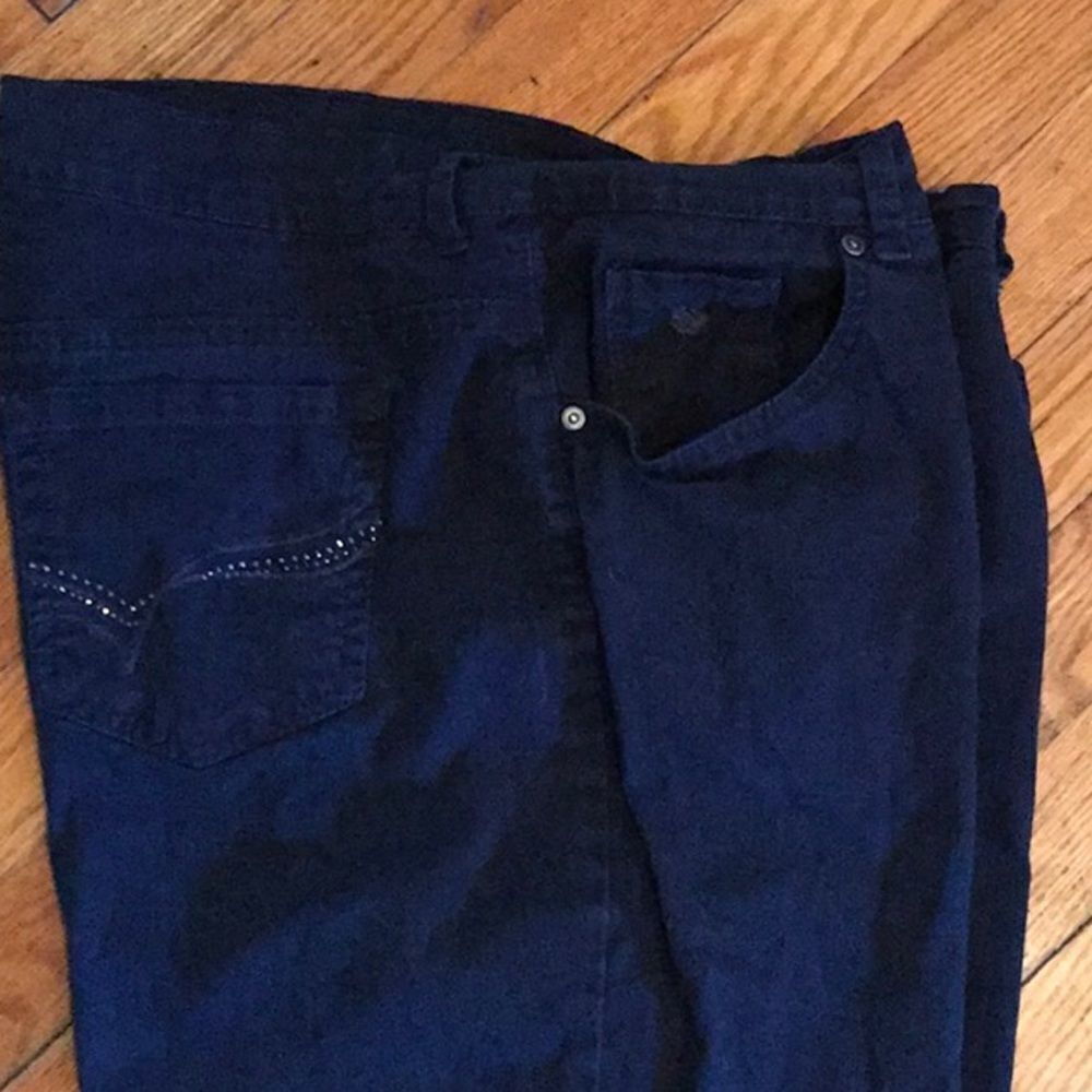Navy Blue Jeans‎ - Picture 2 of 8